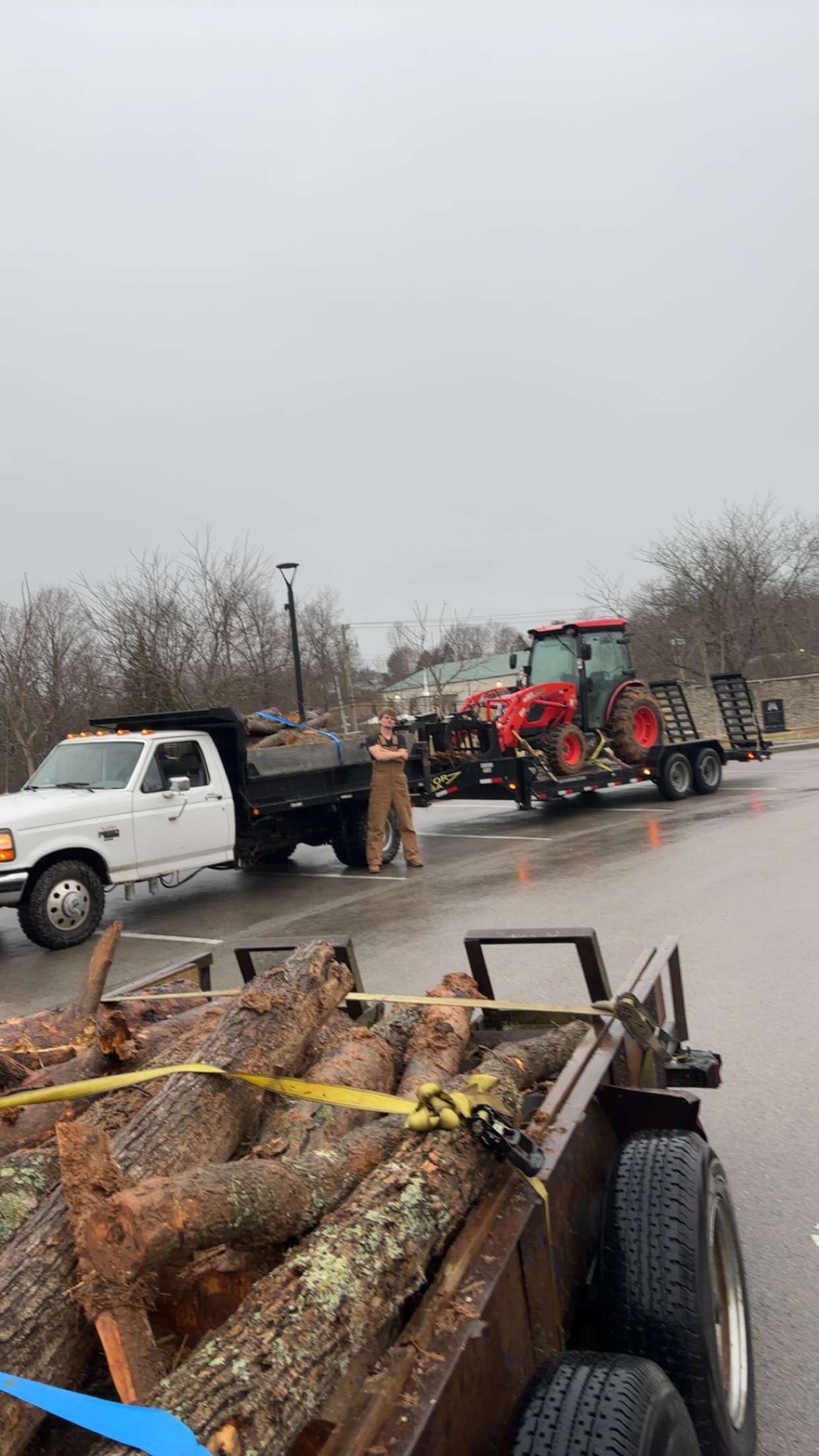 Hauling and debris removal service